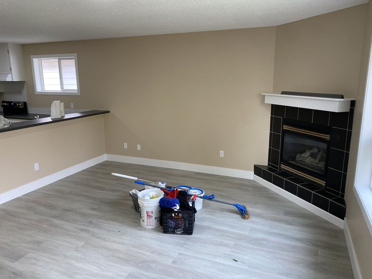 915 40 St Sw - Photo 2 of 17