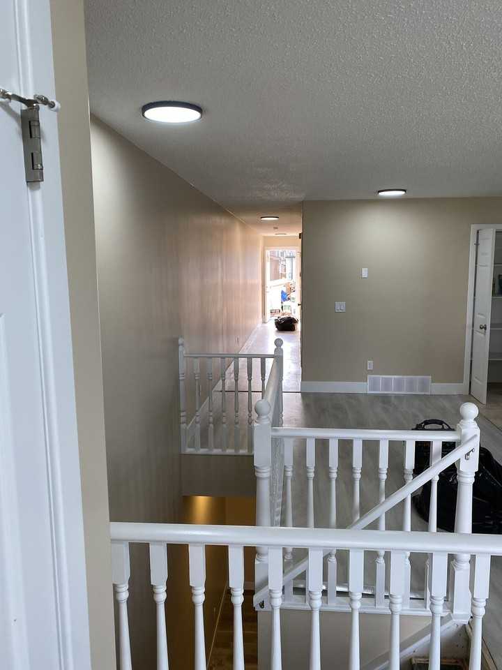 915 40 St Sw - Photo 3 of 17