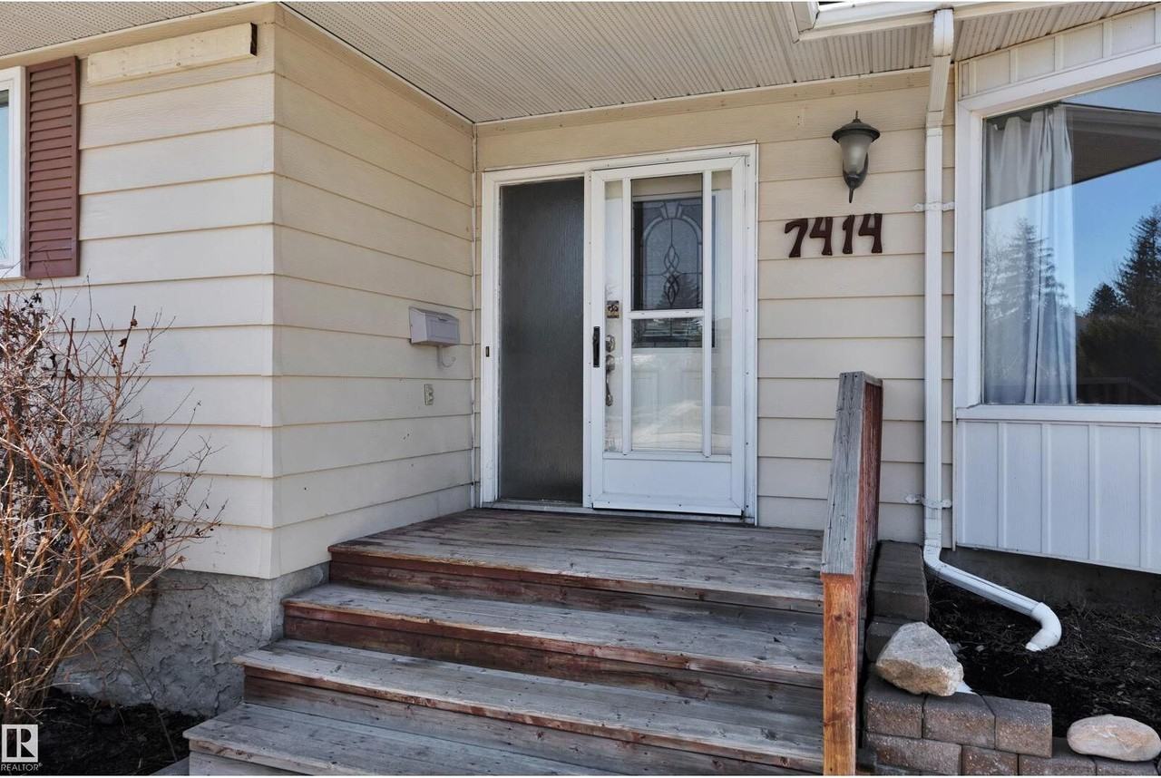 7414 183a St Nw - Photo 2 of 28