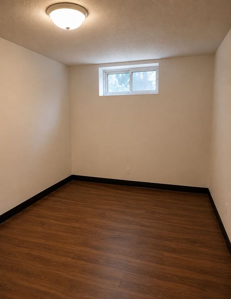 64 Howson Cres Nw - Photo 4 of 11