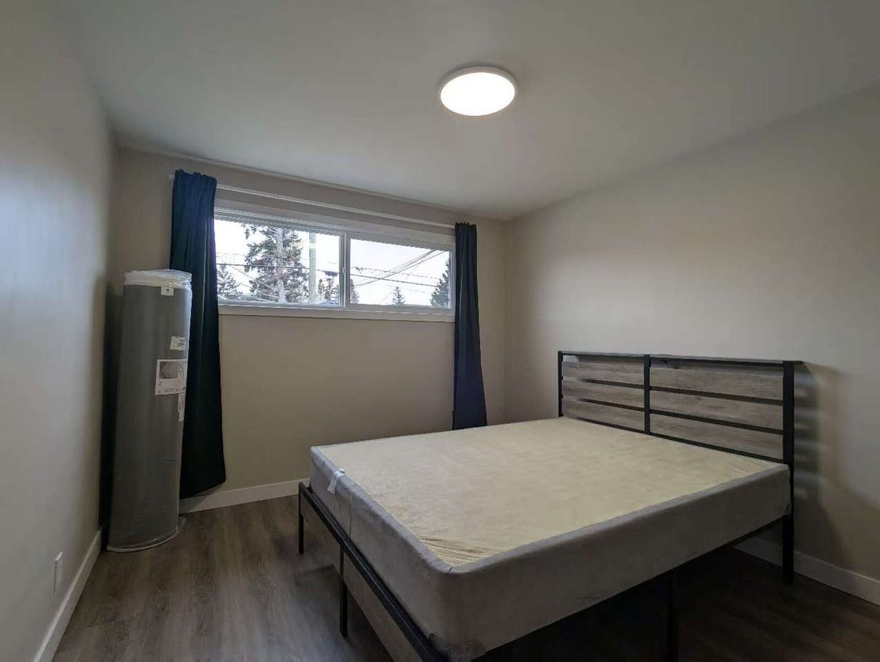 435 55 Ave Sw - Photo 7 of 8