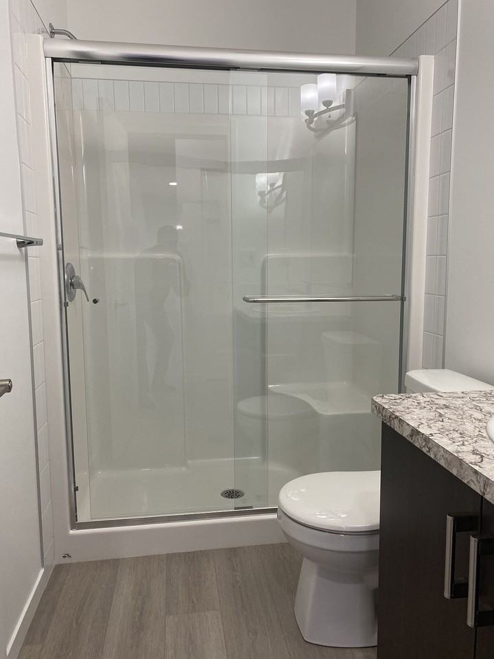 174 Bartlett Cres Se - Photo 7 of 12