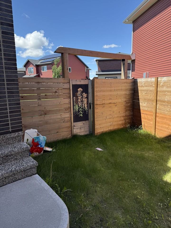 720 Charlesworth Way Sw - Photo 2 of 3