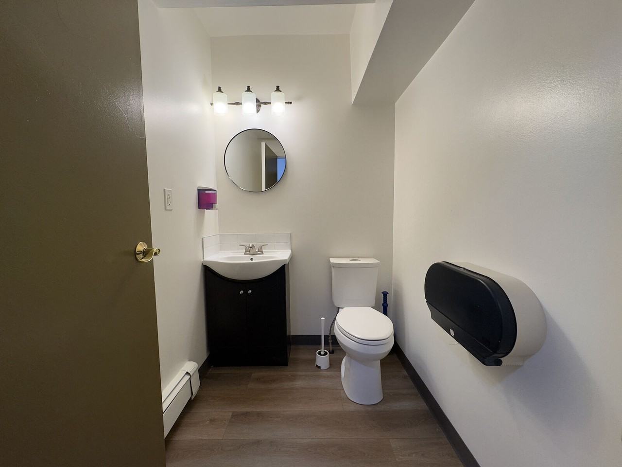 9662 102a Ave Nw - Photo 6 of 6