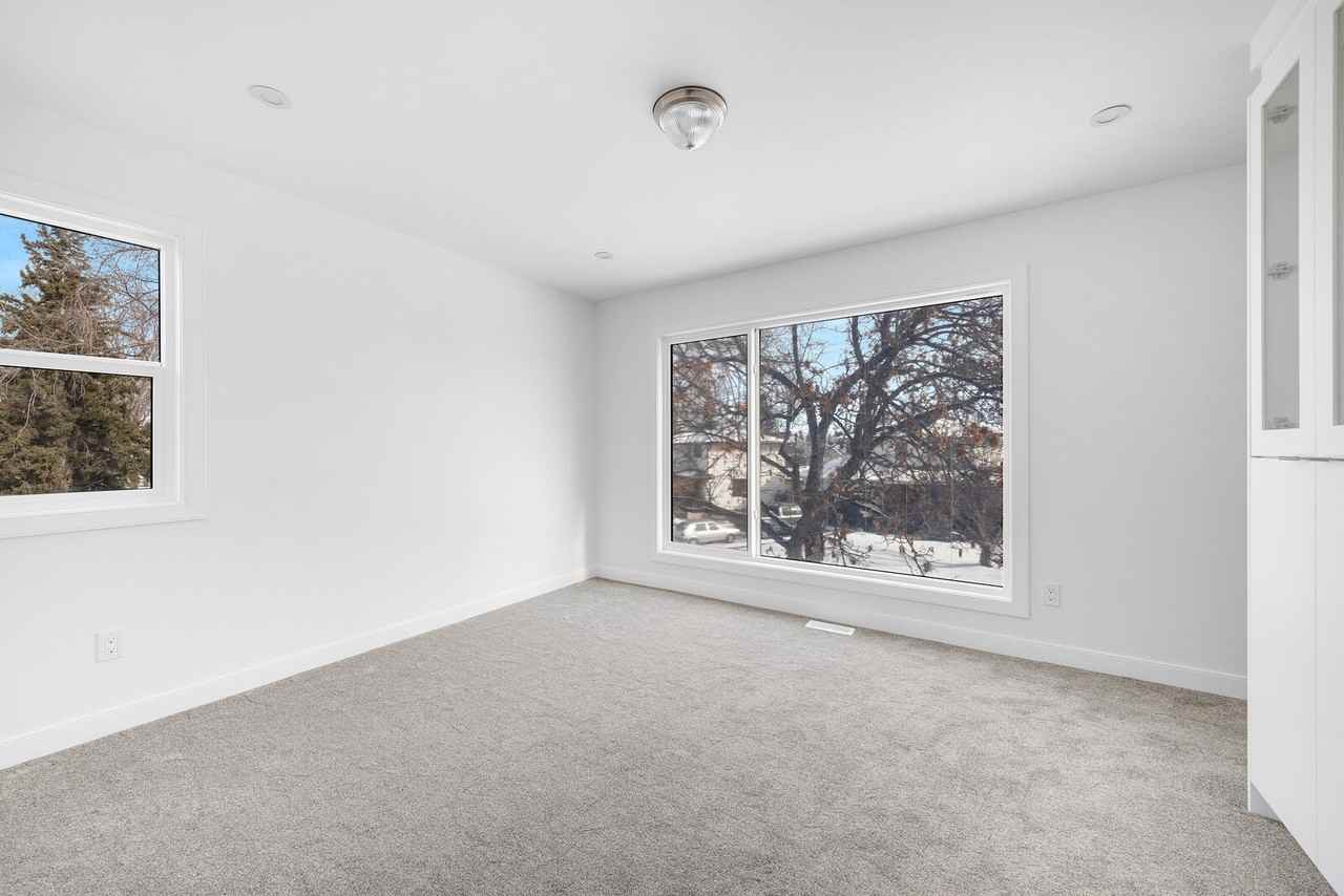 7927 112 Ave S NW - Photo 7 of 17