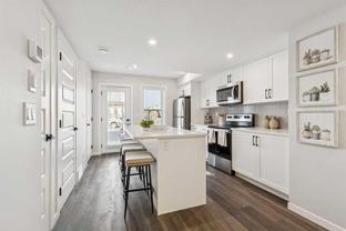 135 Mahogany Plaza Se - Photo 1 of 1