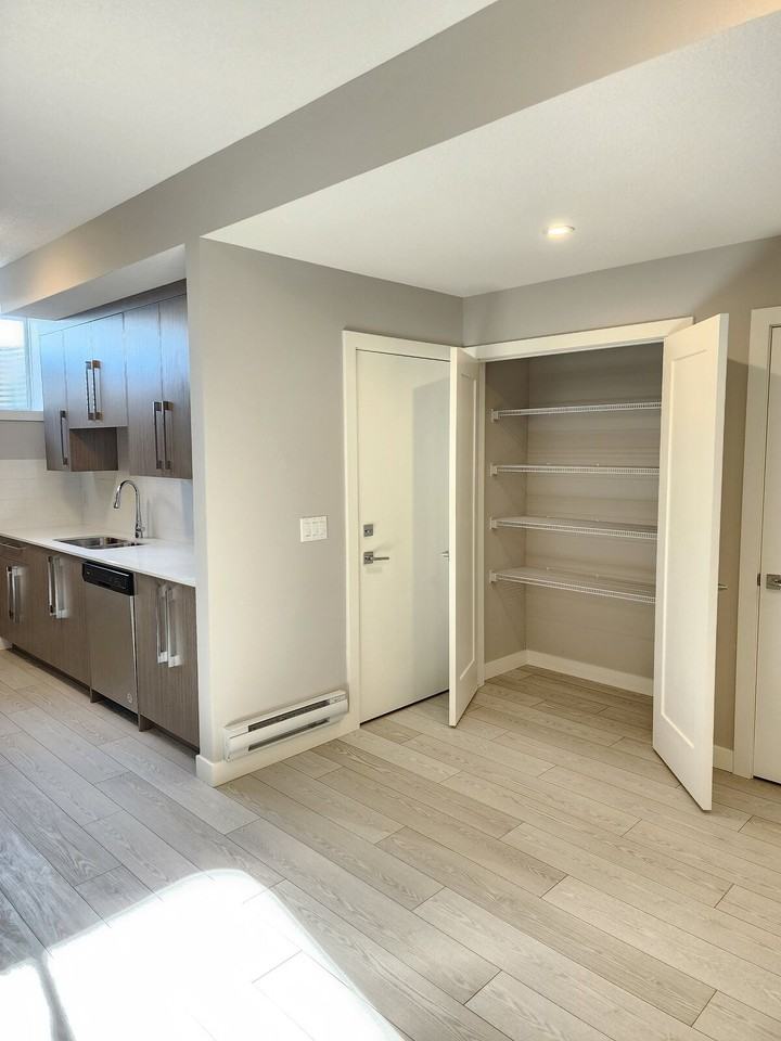 261 Creekside Way Sw - Photo 3 of 12