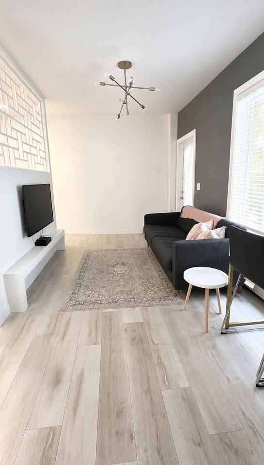 3130 Thirsk St Nw - Photo 3 of 6