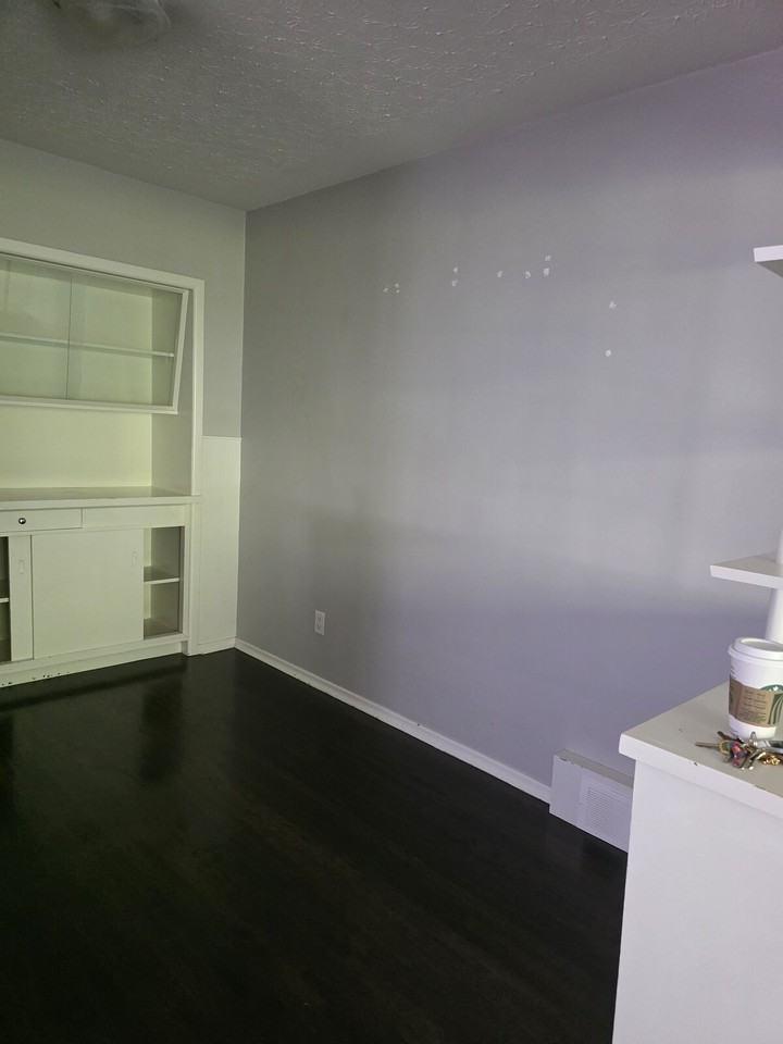 2420 26 St Sw - Photo 3 of 17