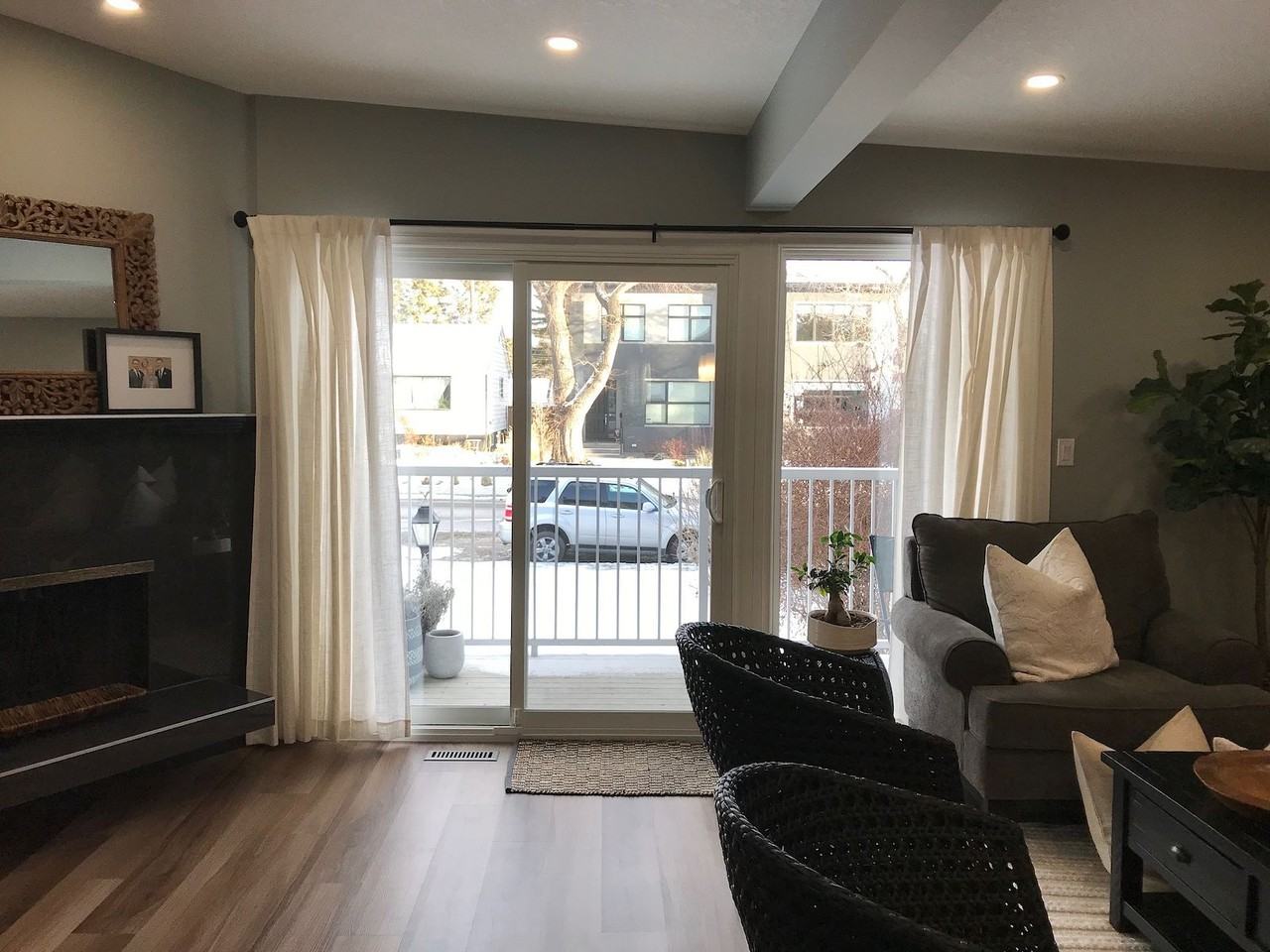 3019 29 St Sw - Photo 4 of 23