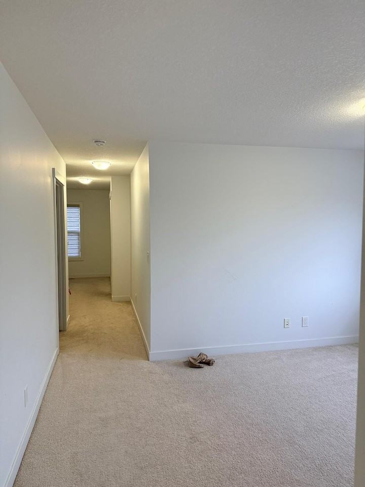 203 Evanscrest Pl Nw - Photo 4 of 15