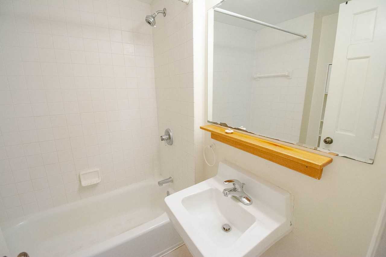 802 2nd St Nw - Photo 7 of 18