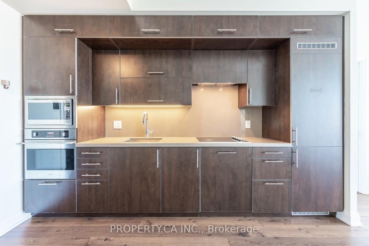 5 Sheppard Avenue East - Photo 2