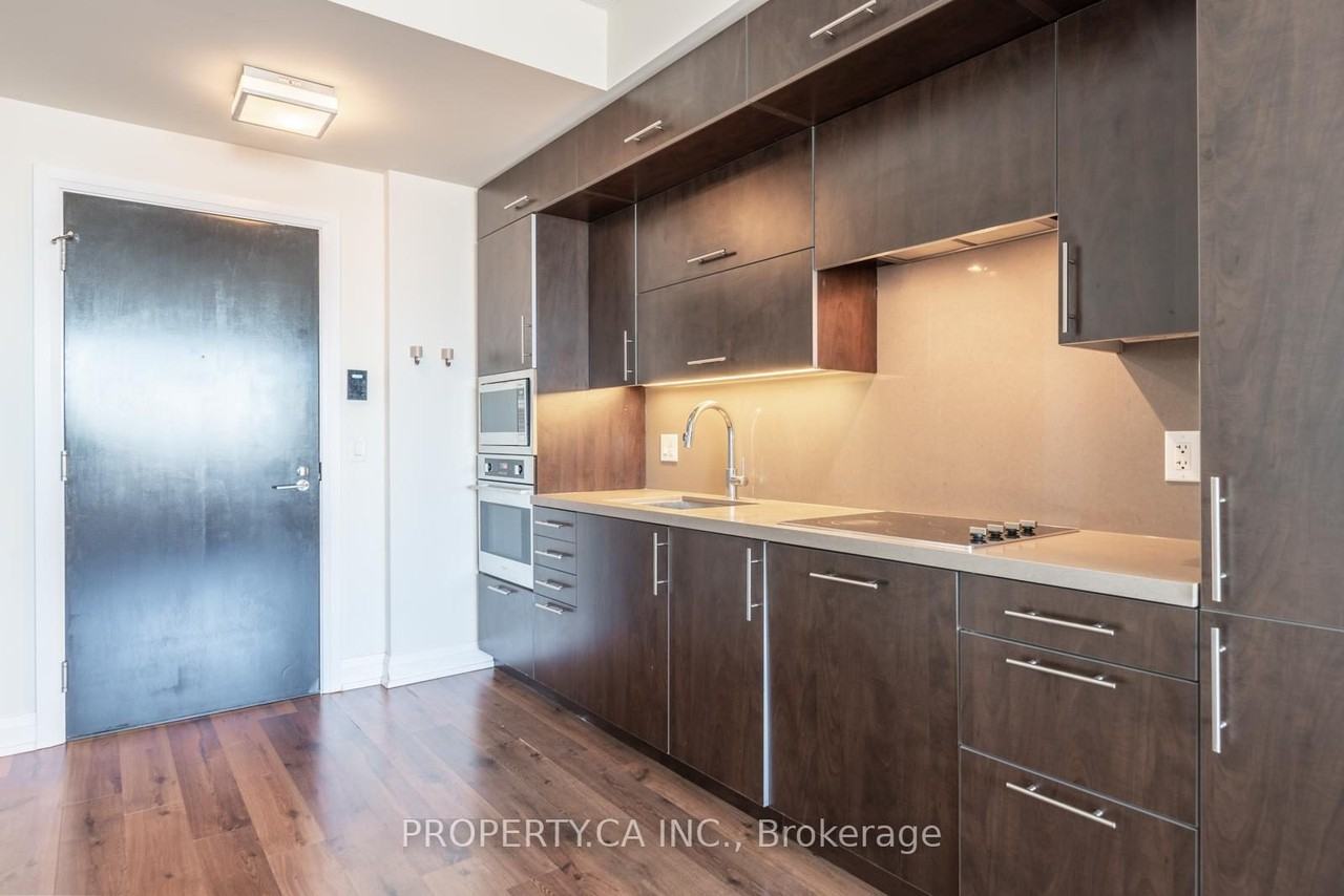 5 Sheppard Avenue East - Photo 5