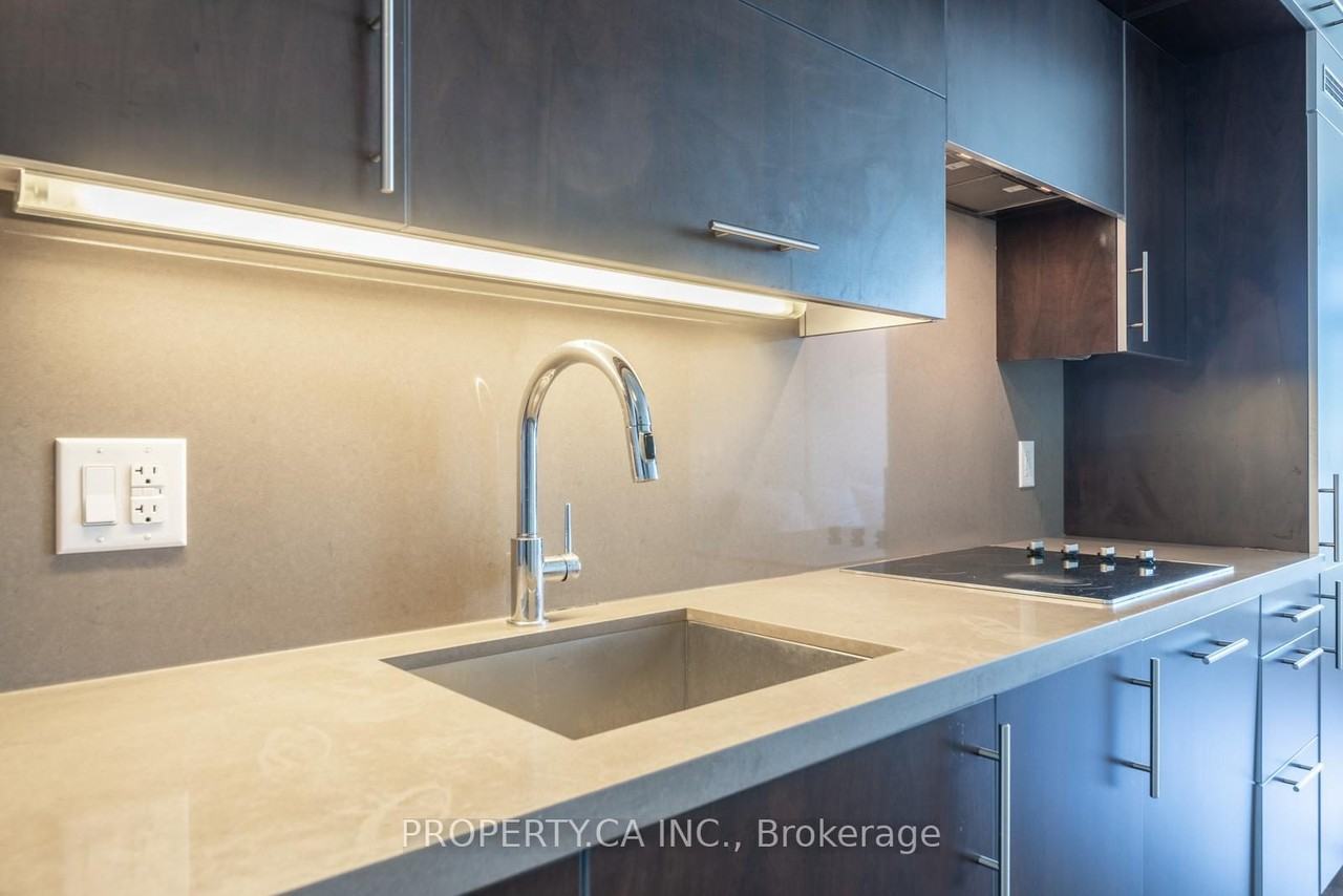 5 Sheppard Avenue East - Photo 7