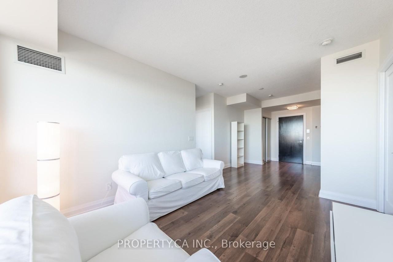 5 Sheppard Avenue East - Photo 14