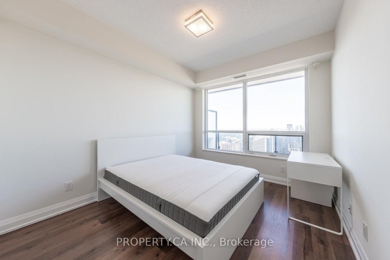 5 Sheppard Avenue East - Photo 22