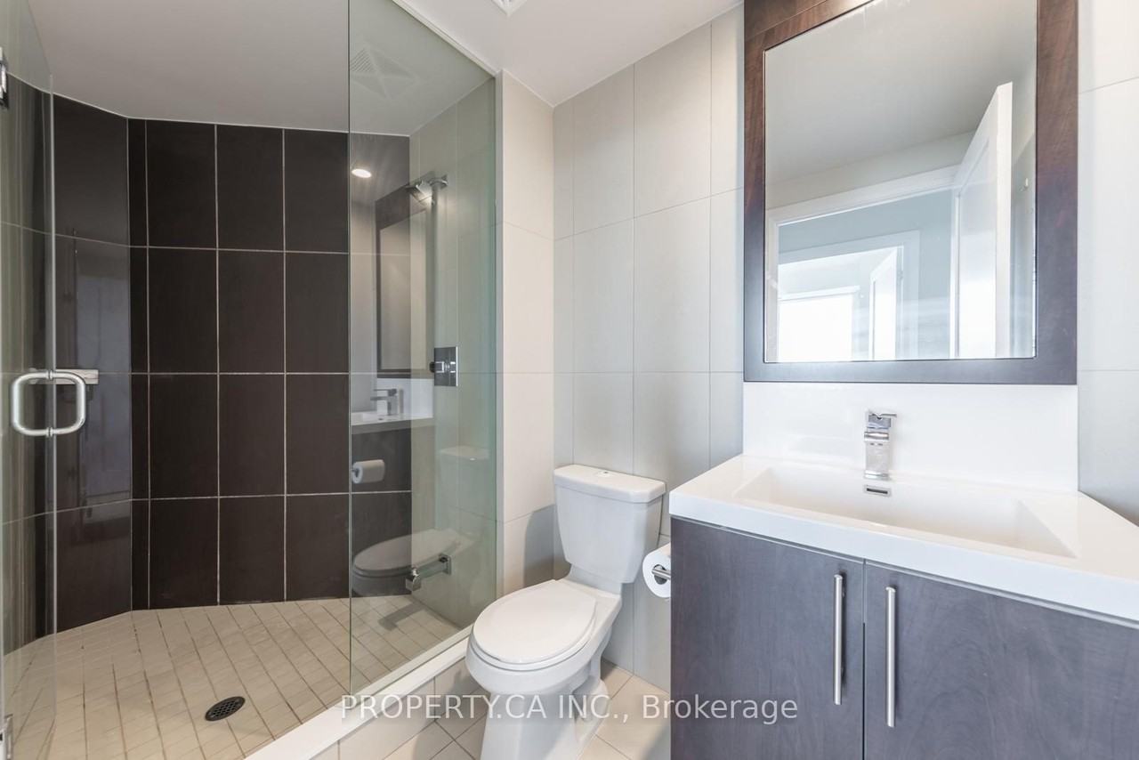 5 Sheppard Avenue East - Photo 23
