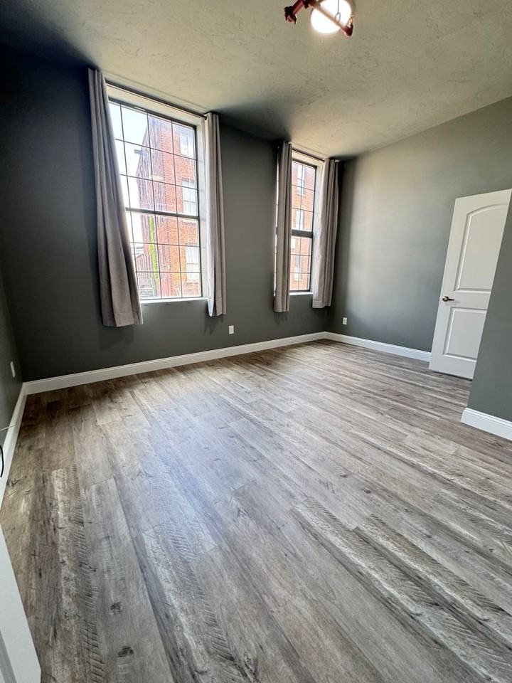 70 Webster St #105 - Photo 3 of 5
