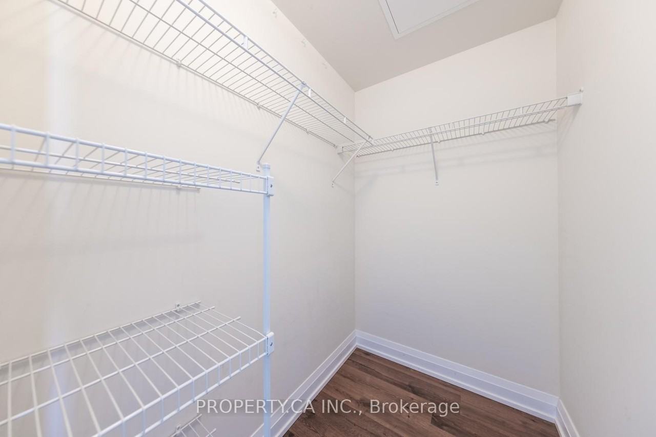 5 Sheppard Avenue East - Photo 28