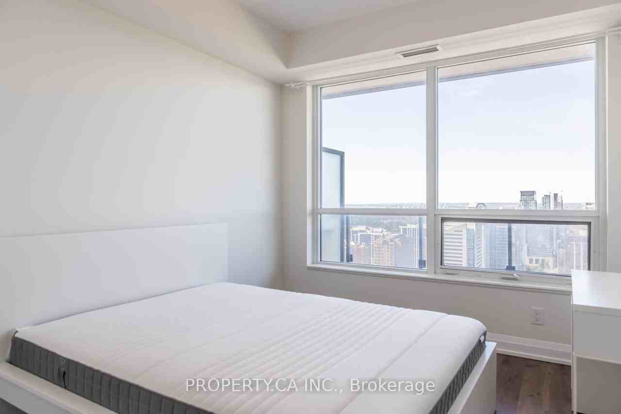 5 Sheppard Avenue East - Photo 30