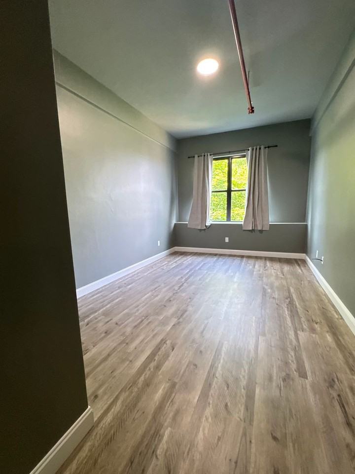 70 Webster St #210 - Photo 3 of 6