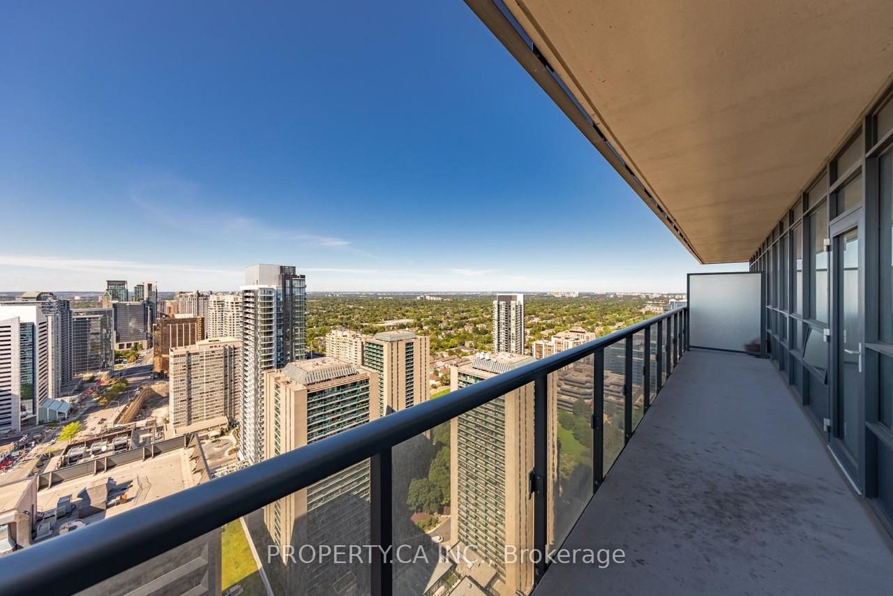5 Sheppard Avenue East - Photo 33