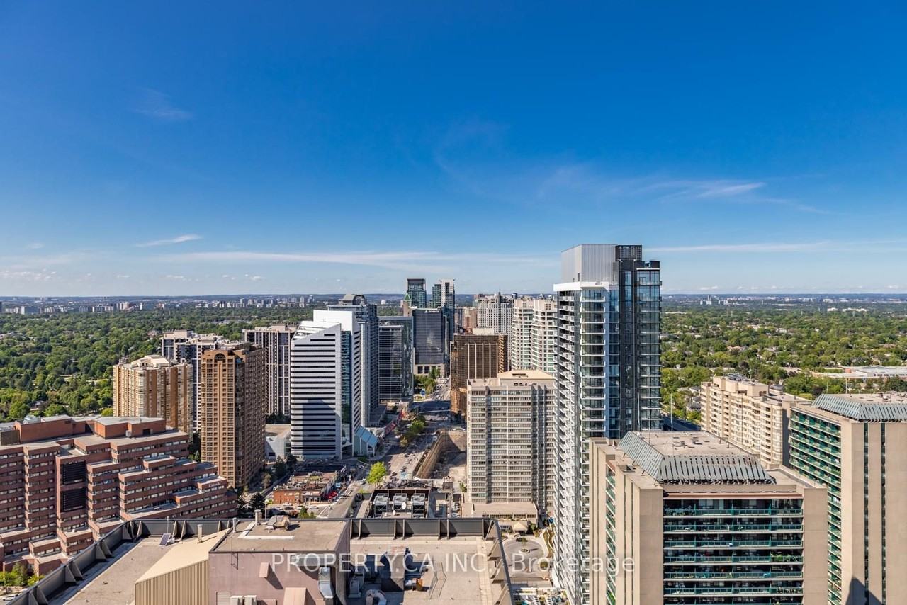 5 Sheppard Avenue East - Photo 32