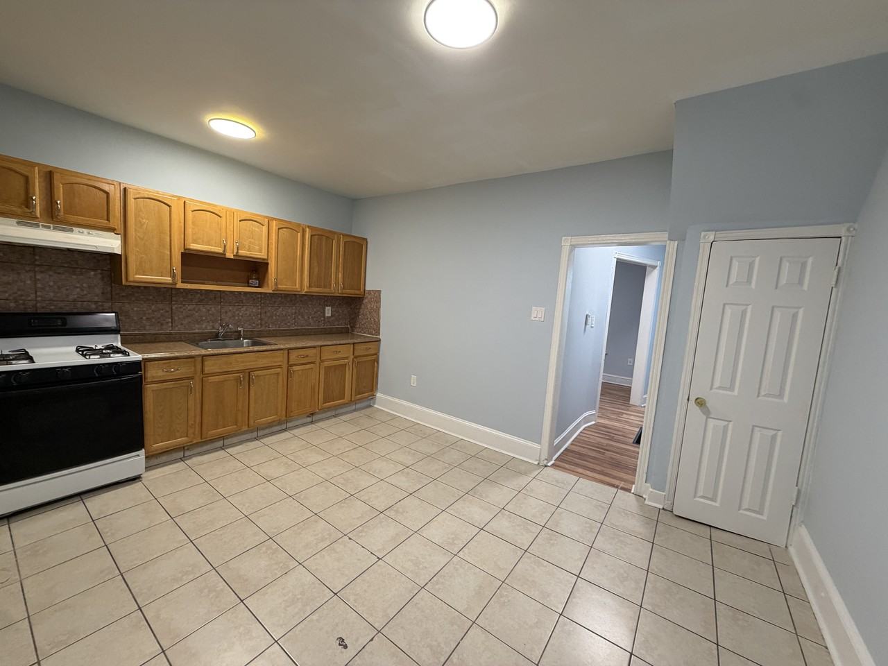 5502 Spring St #1 - Photo 3 of 8