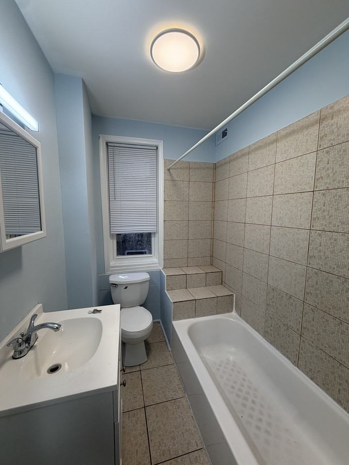 5502 Spring St #1 - Photo 5 of 8
