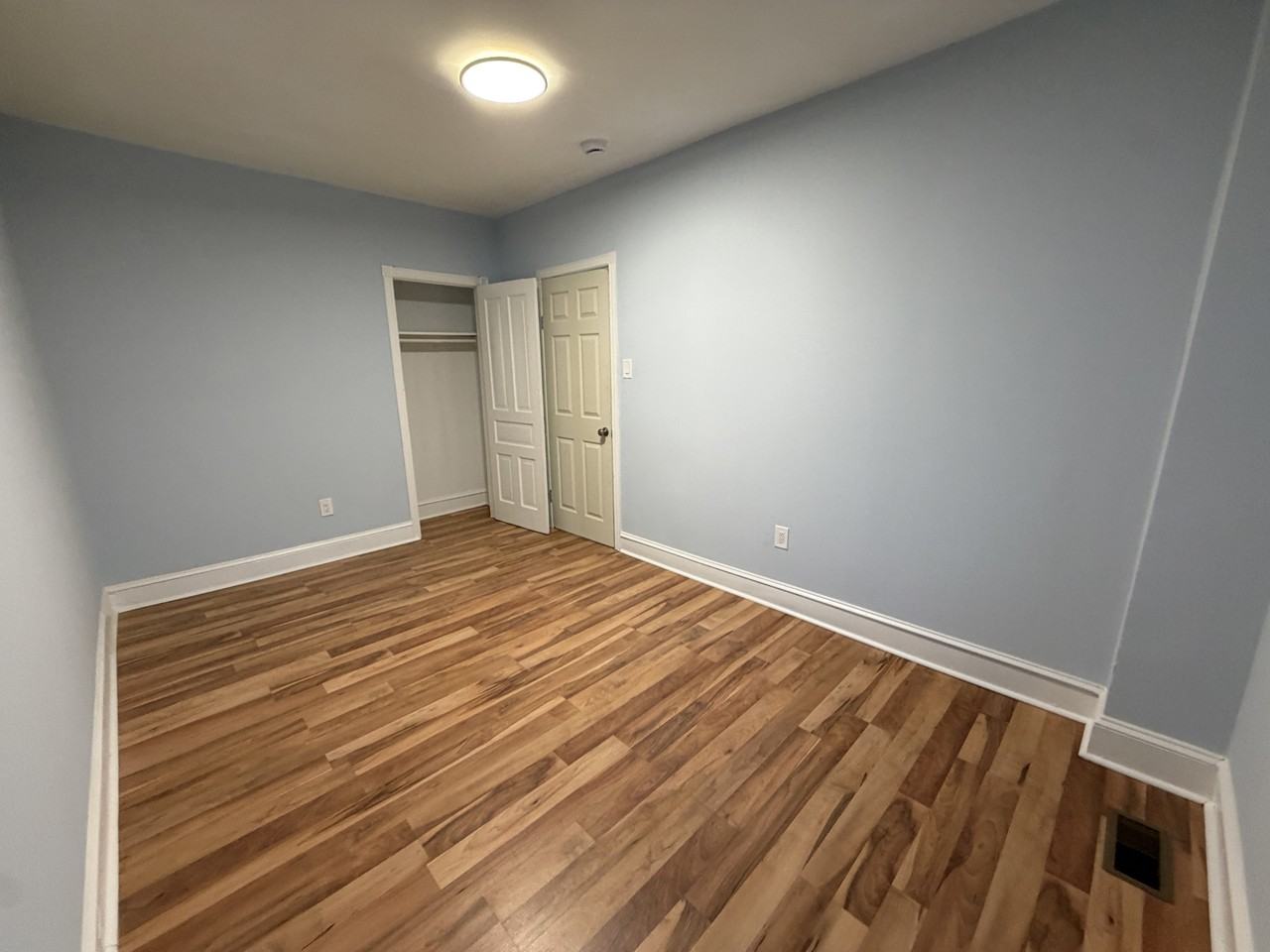 5502 Spring St #1 - Photo 6 of 8