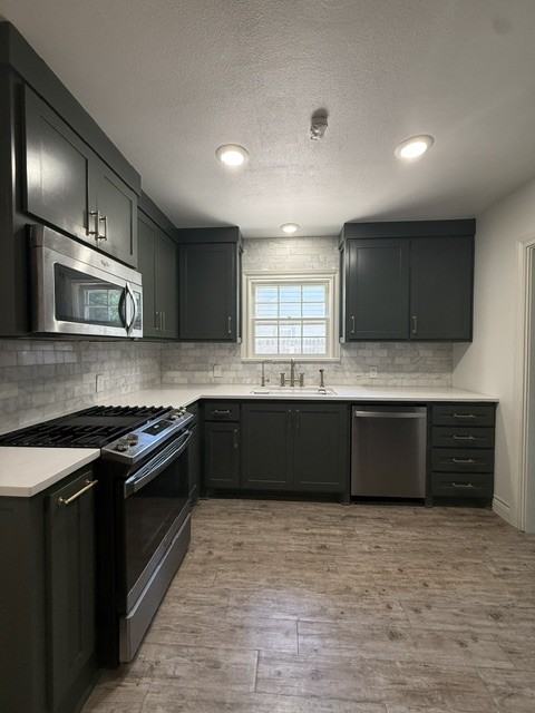 2614 25th St #1 - Photo 4 of 21