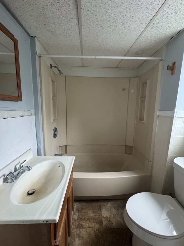 180 Norran Dr #2 - Photo 4 of 6