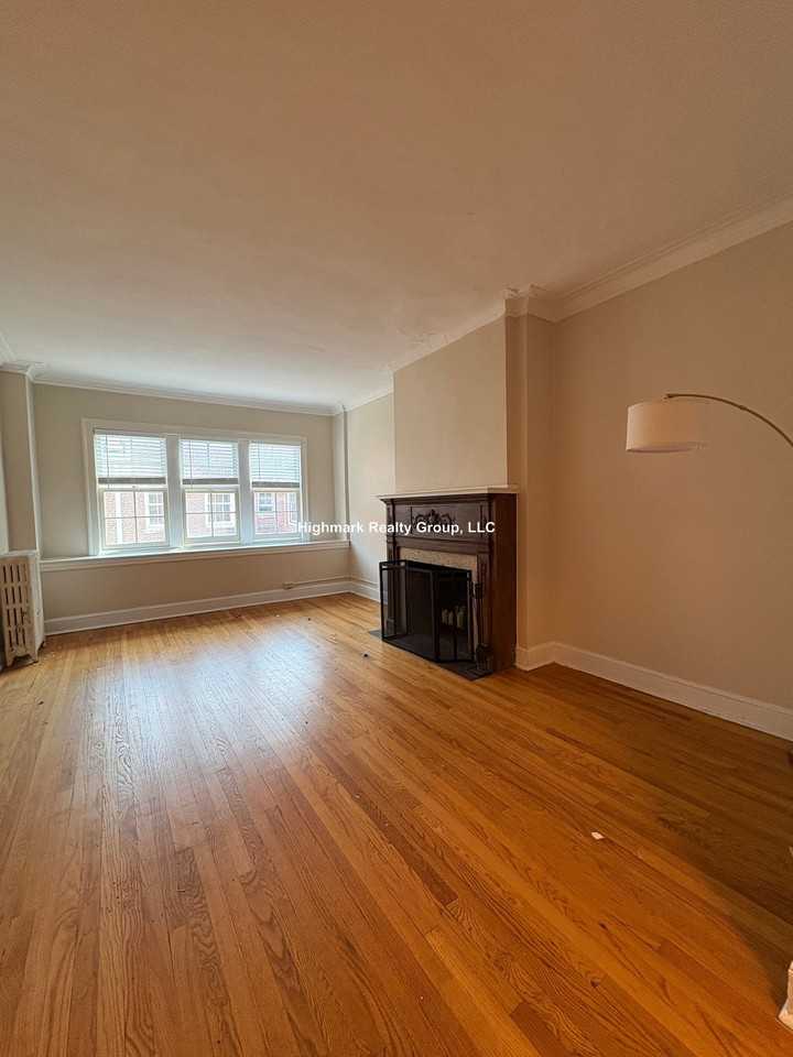 1454 Oak Ave #3OE