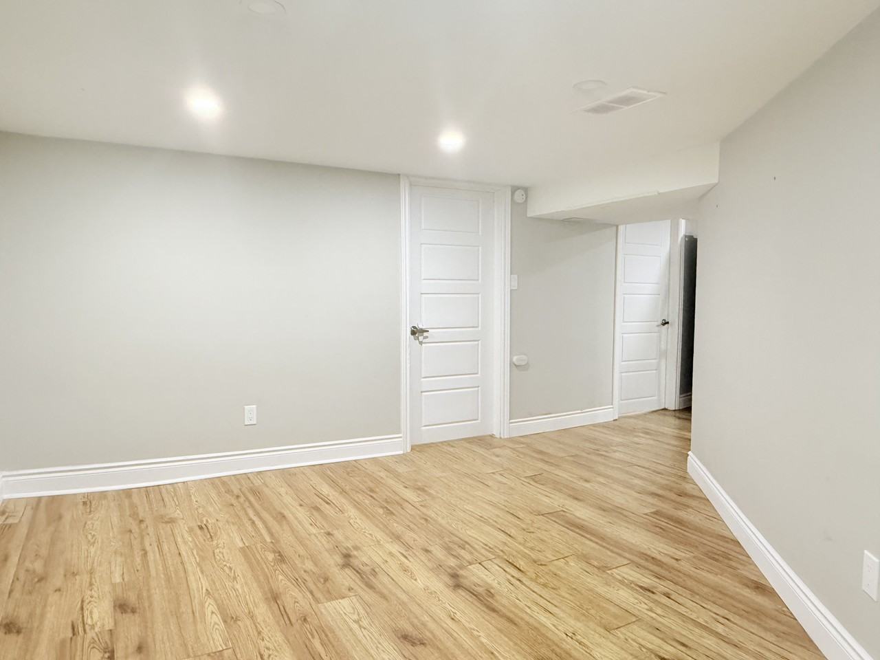 1396 Lillian Ave Lowr - Photo 3 of 12