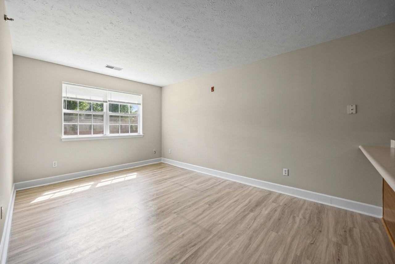 345 Spencerport Rd / Gateway Apartments - Photo 4 of 21