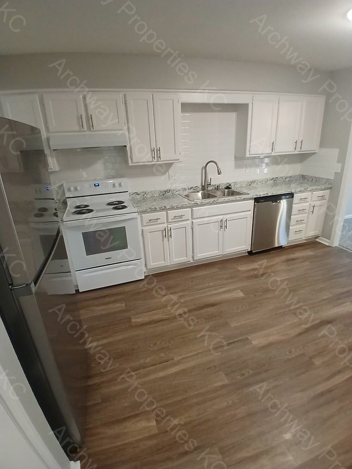 1267 Petzold DriveUnit B #B - Photo 2 of 12