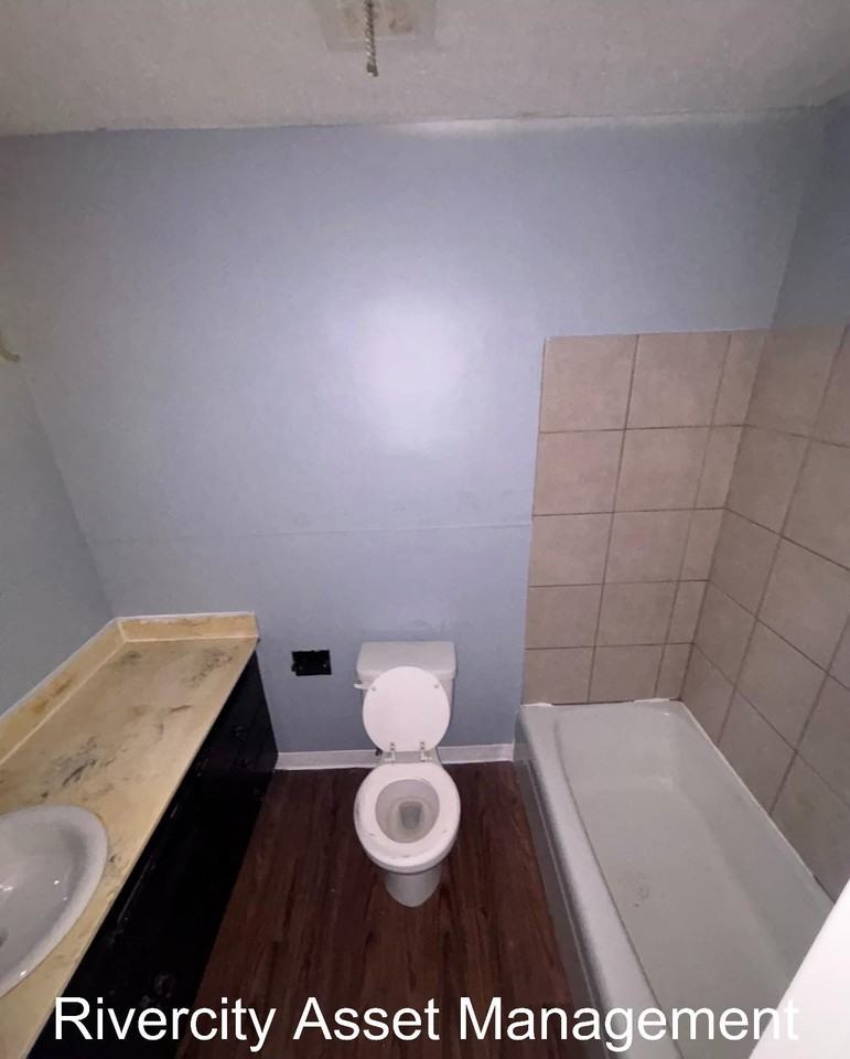 3237 Harris Ave #1 - Photo 3 of 11