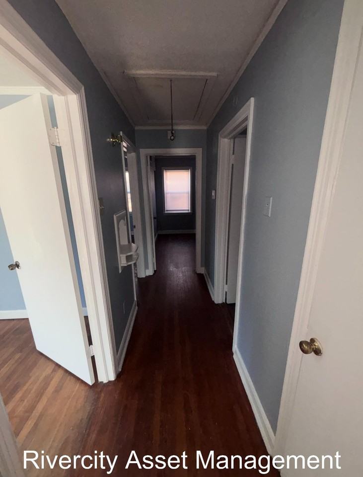 3237 Harris Ave #1 - Photo 4 of 11