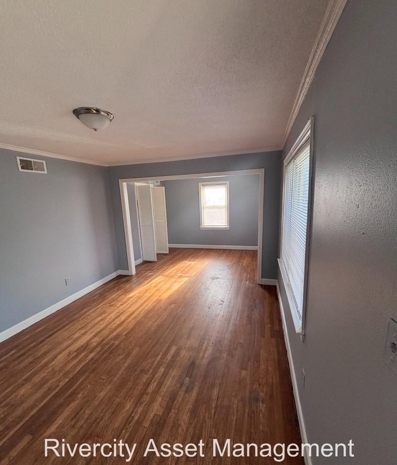 3237 Harris Ave #1 - Photo 5 of 11