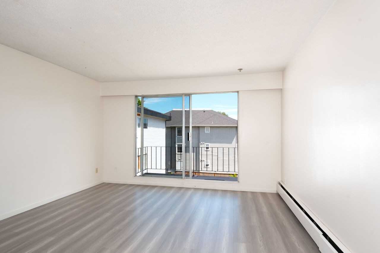 11672 224 Street #7 - Photo 6 of 44