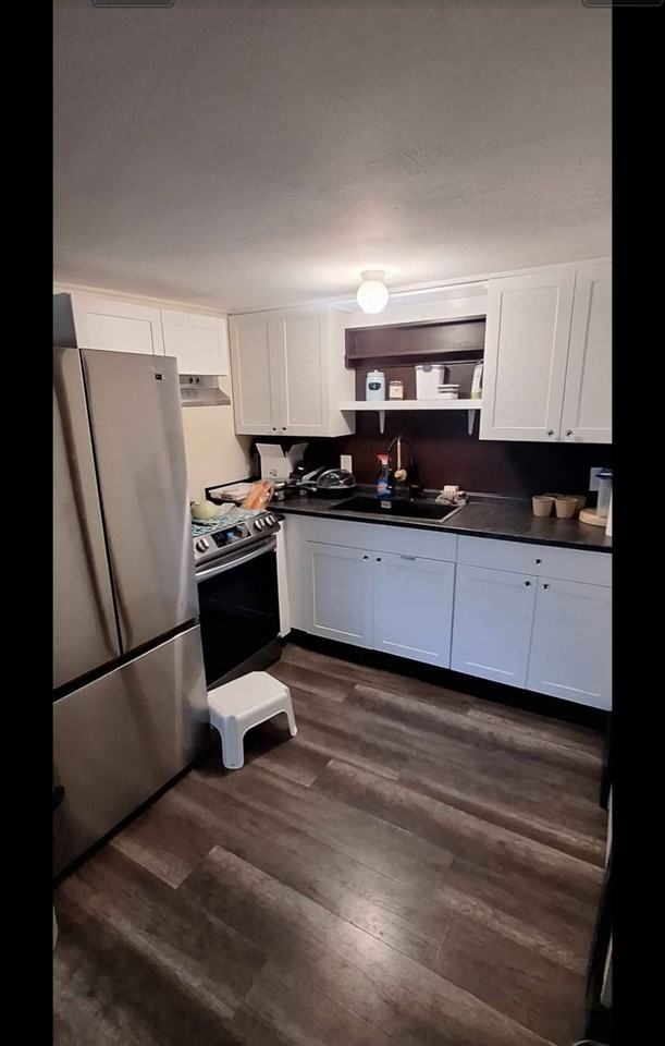 11 Peel Street #4 - Photo 5 of 7