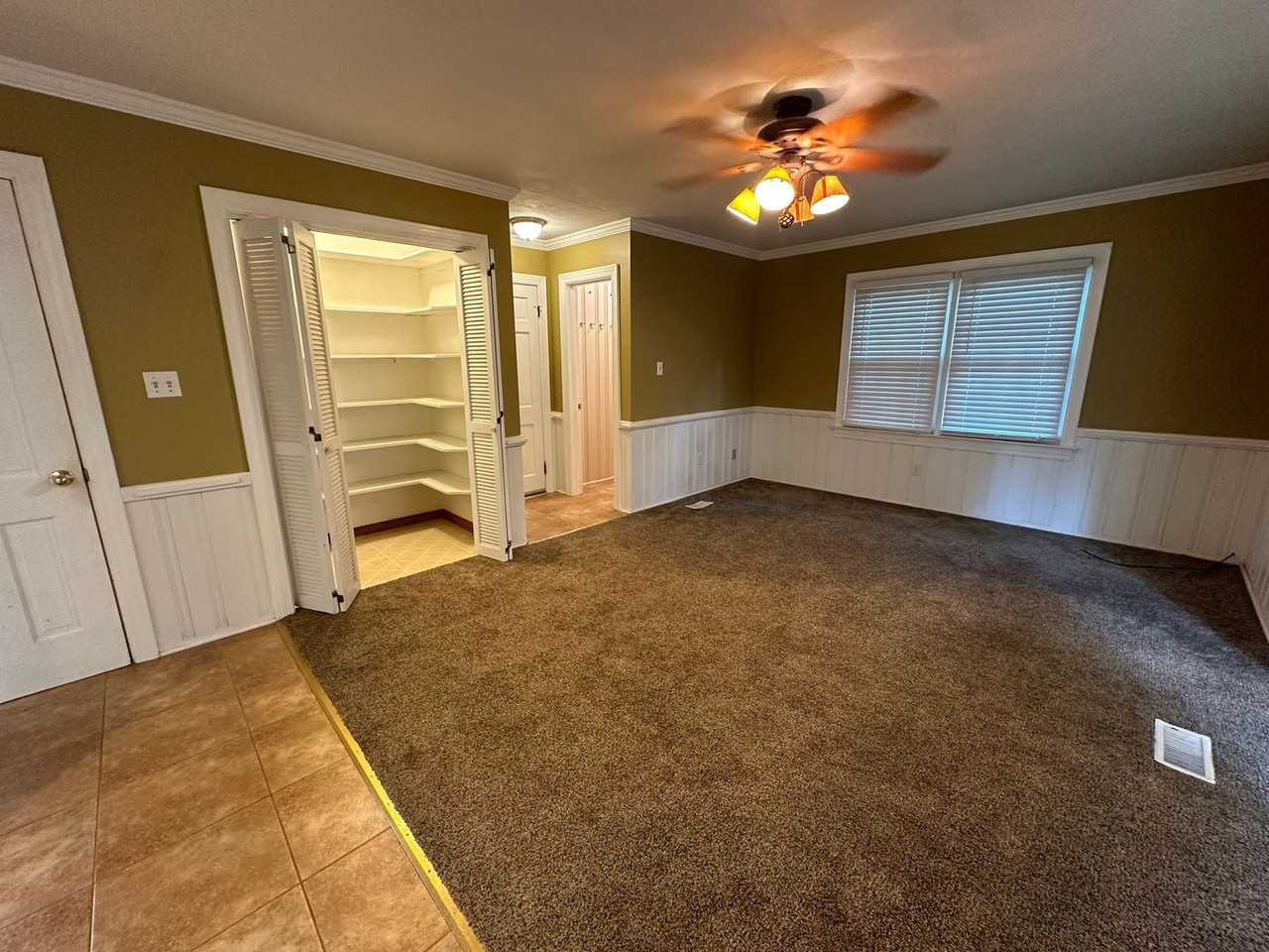1601 Hopkins Dr - Photo 6 of 17