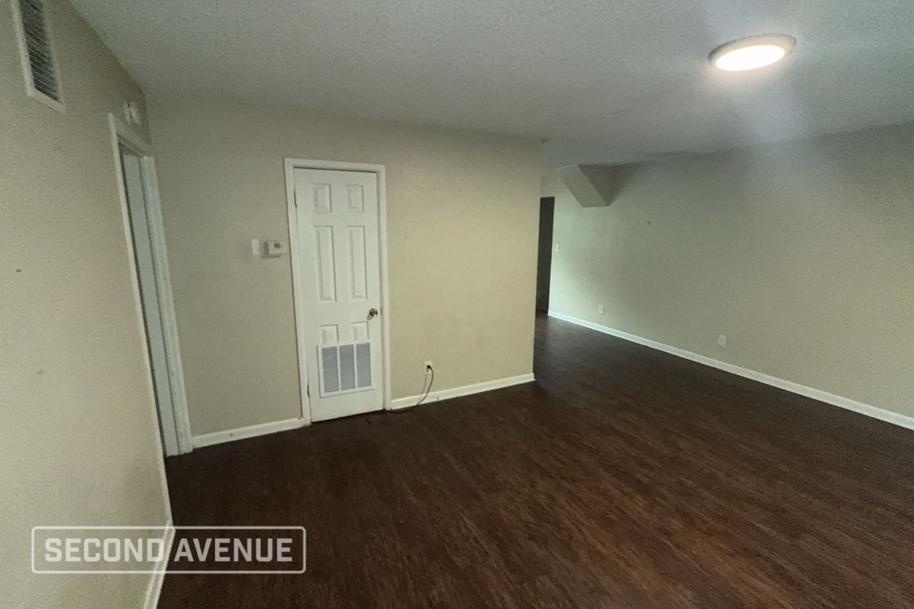 1320 Bretta St - Photo 3 of 13