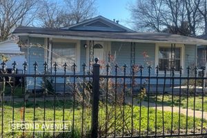 featured image of 1908 Long 12th St
