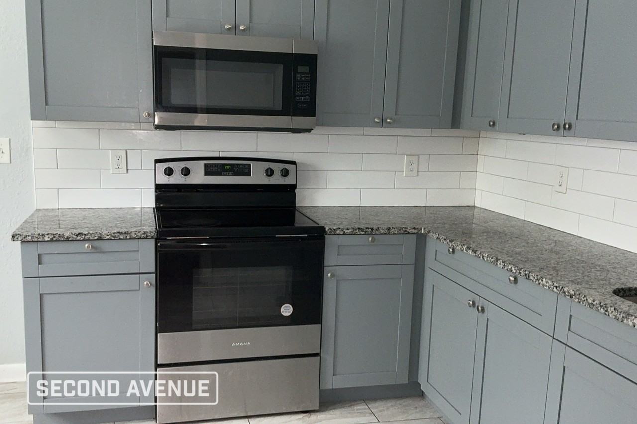 2587 Orchard St - Photo 2 of 8
