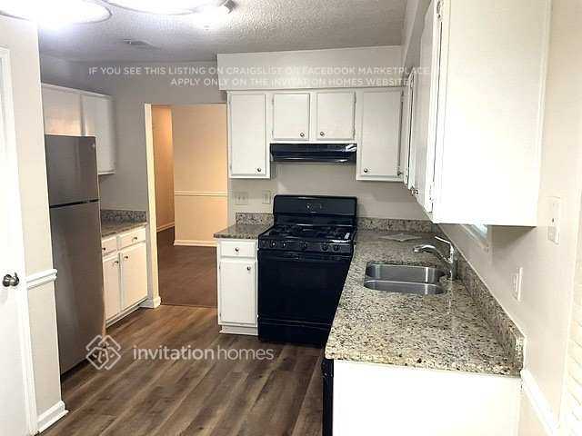 3226 Montheath Ct - Photo 7 of 18