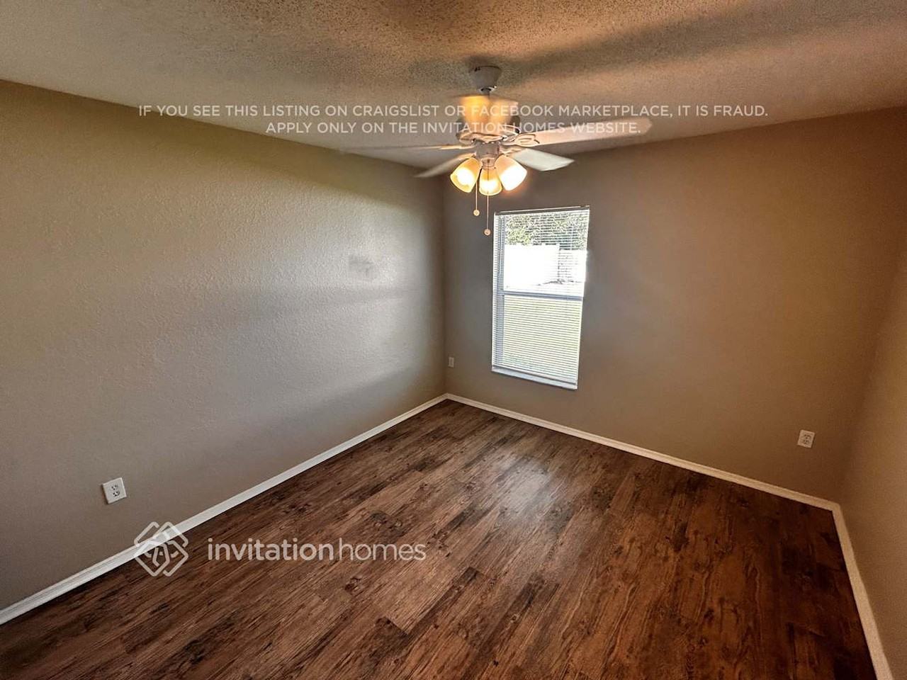 8425 Split Creek Cir - Photo 7 of 16