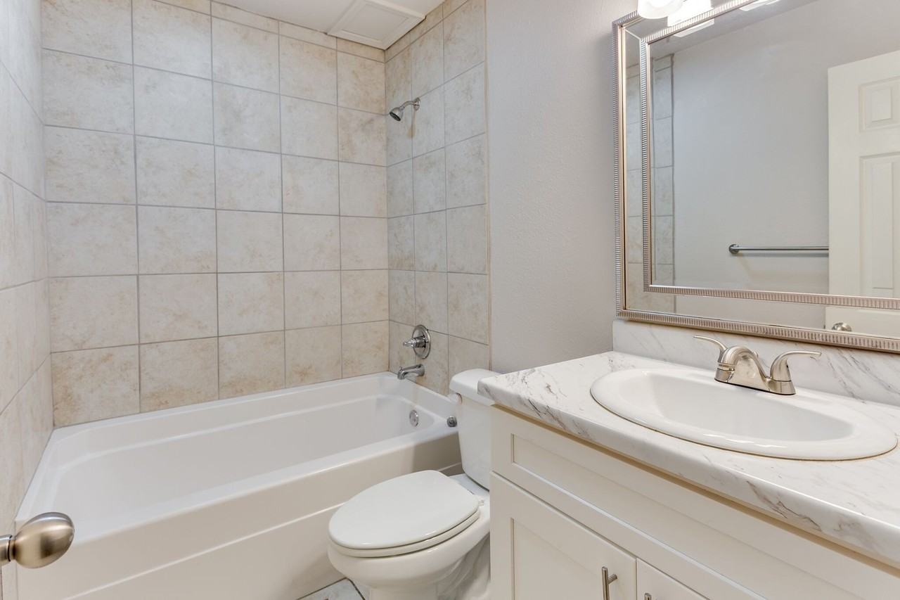 LJM-D Street Apartments (10 Units) - Photo 5 of 6