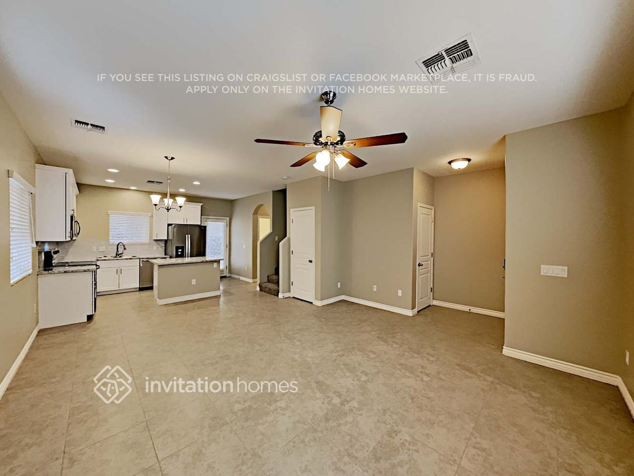 327 S Travis - Photo 5 of 20